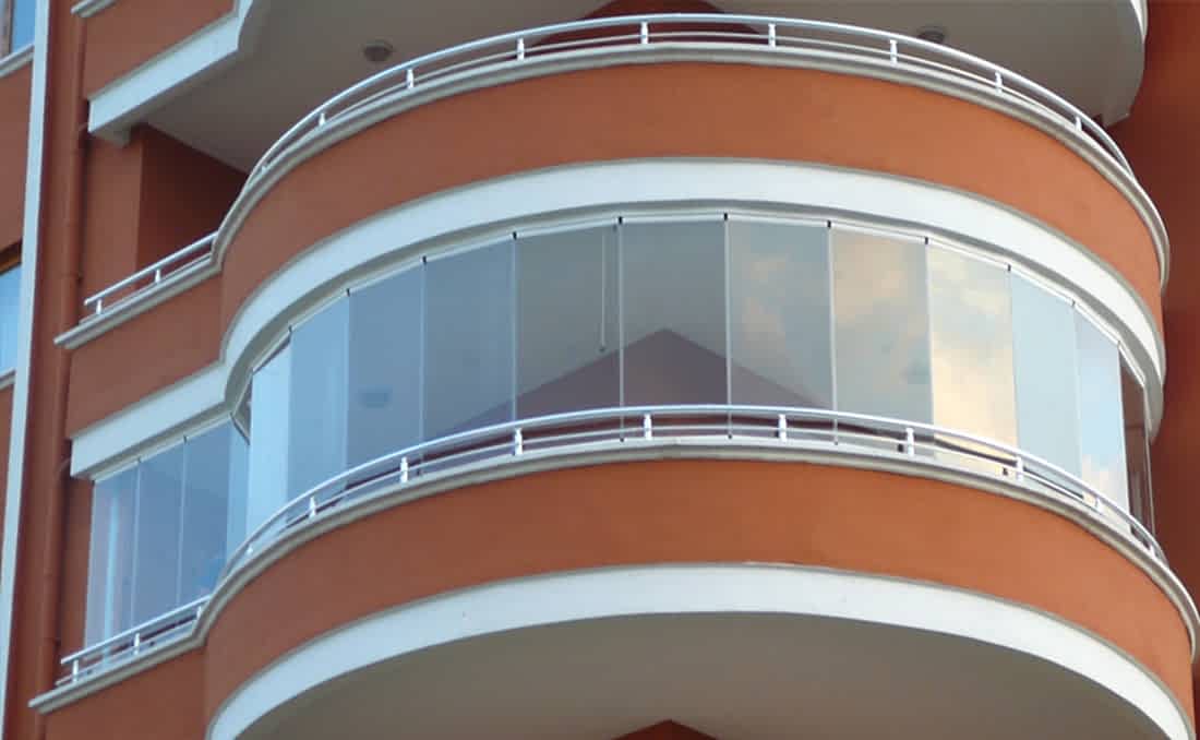 oval-cam-balkon